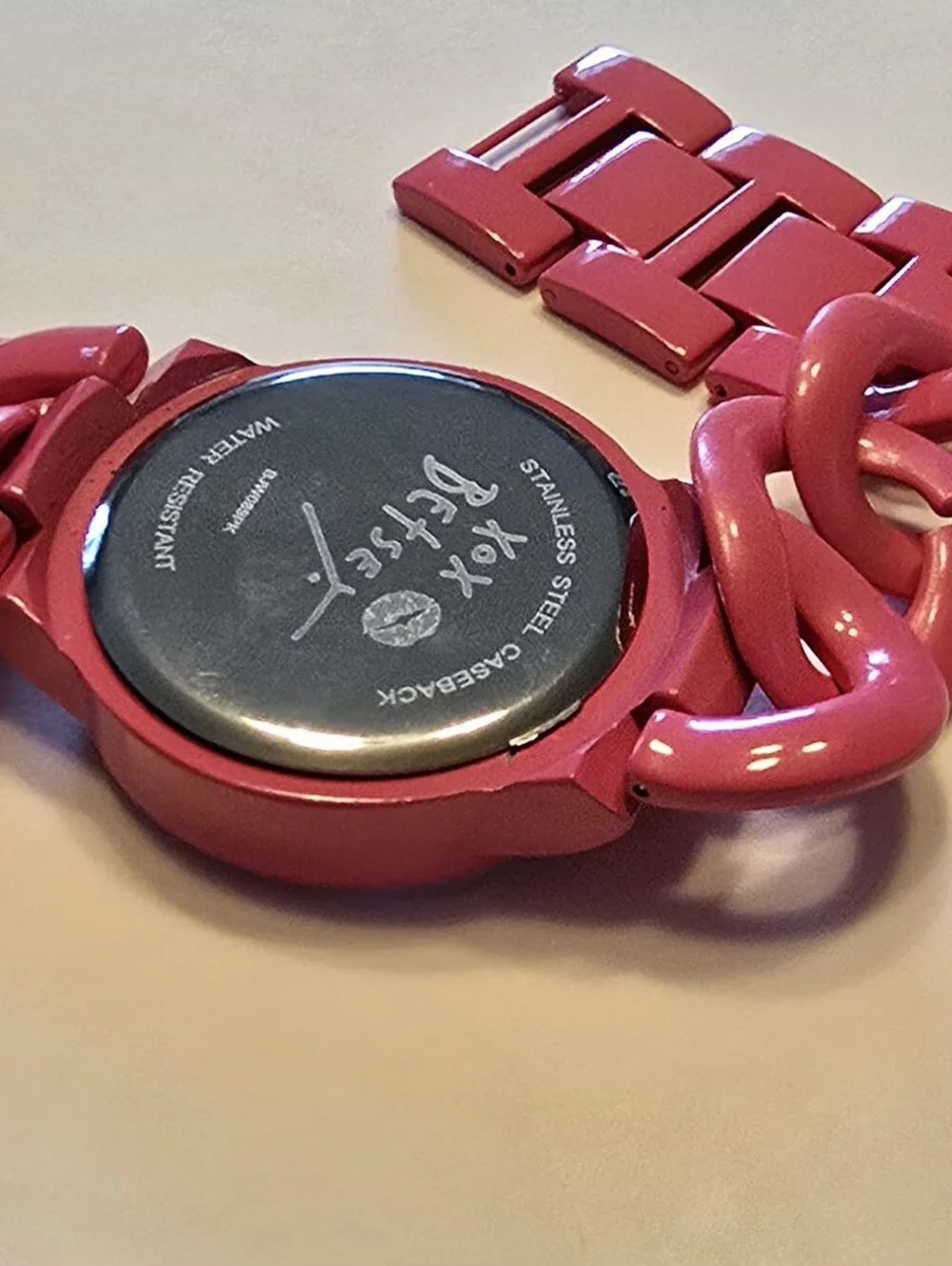 Betsey Johnson Watch Curb Chain Wristwatch Quartz Movement Pink Strap Works